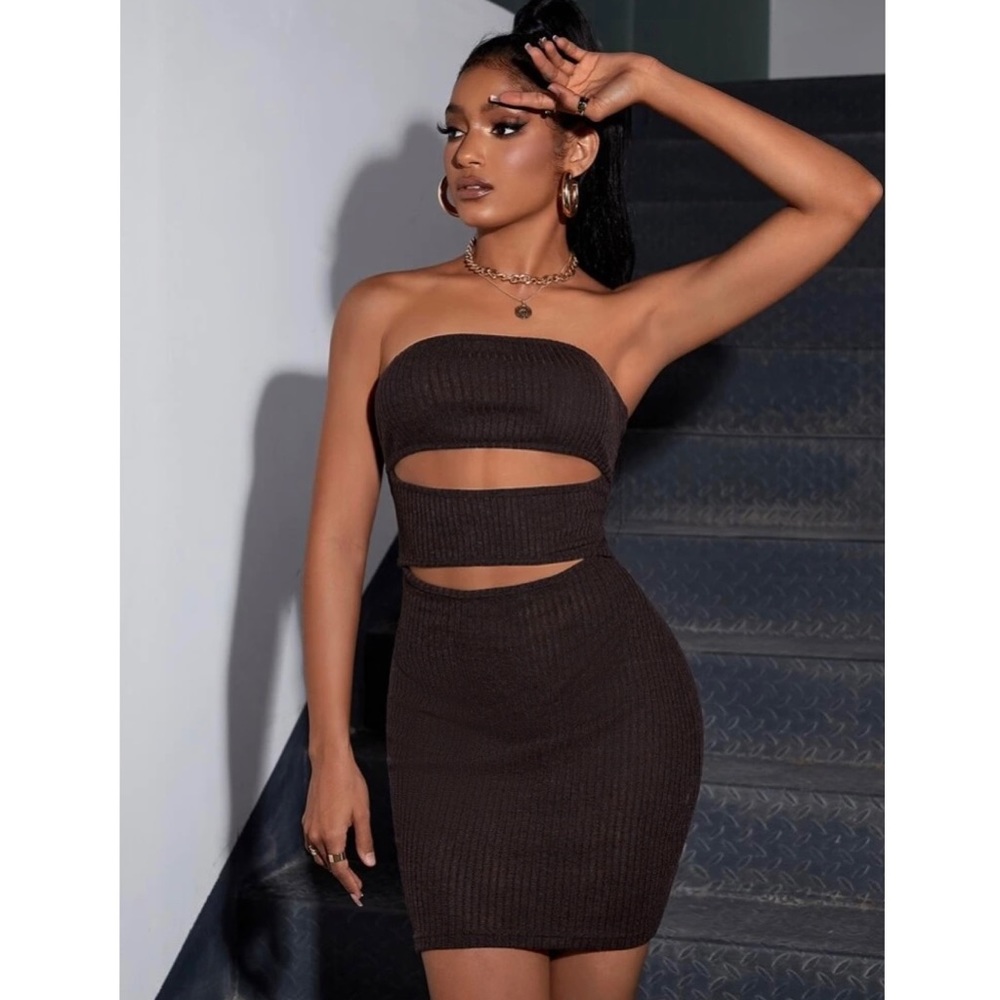 Cut Out Bodycon Knit Tube Dress - Picture 5 of 5